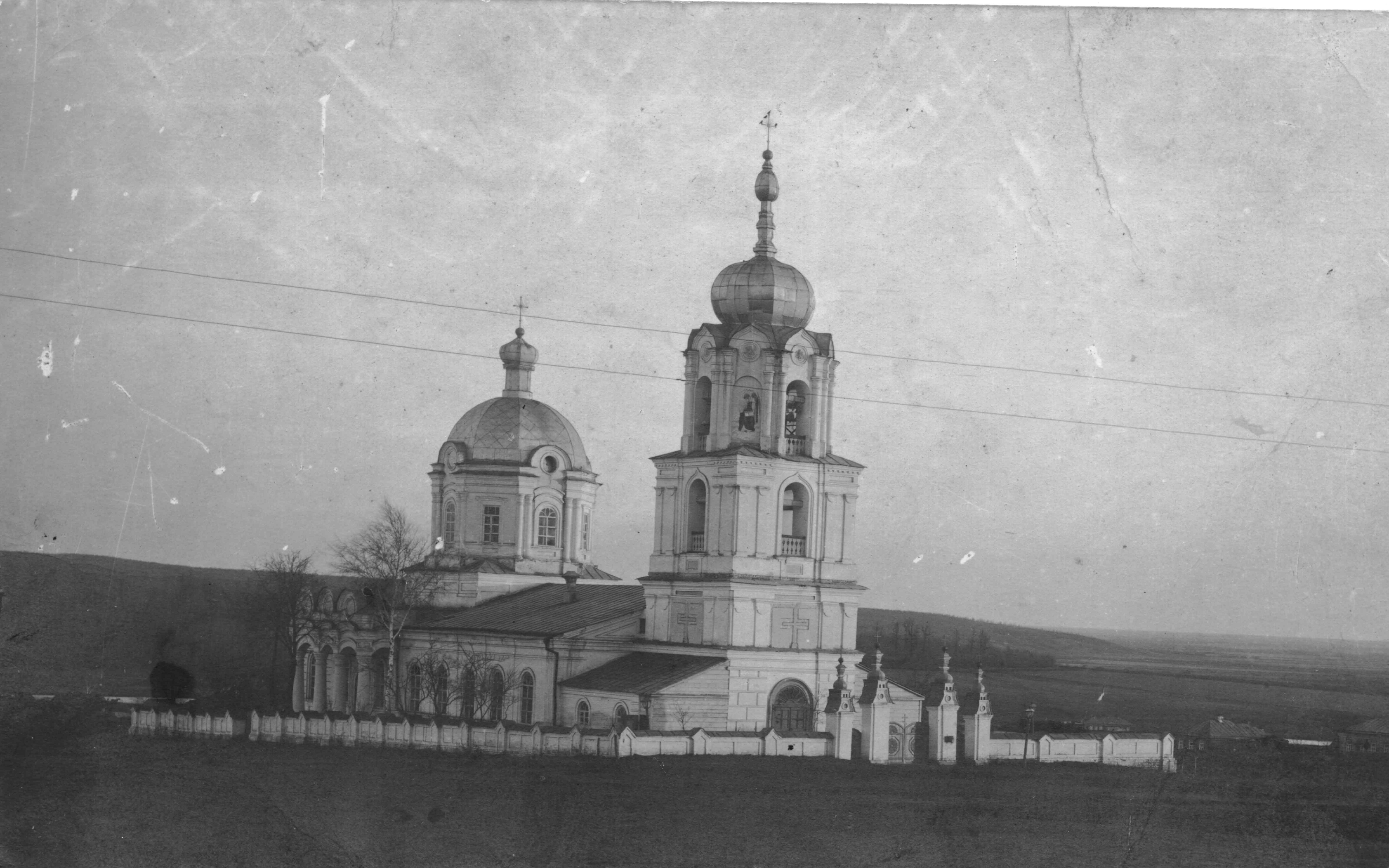 Никольская церковь находилась на месте второй школы , вид со стороны пенсионного фонда - Чембар_Никольская_церковь.jpg